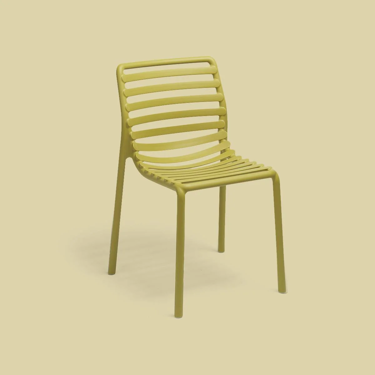 Resin Open-Slat Back Outdoor Furniture · CMOD-QSXBXR